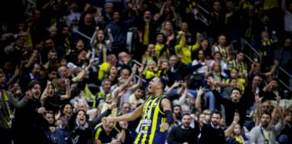 Фенербахче в стил “непобедим” (видео)