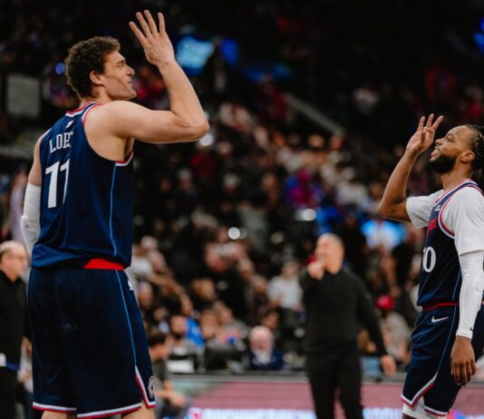 Клипърс подчиниха Ню Йорк (видео)