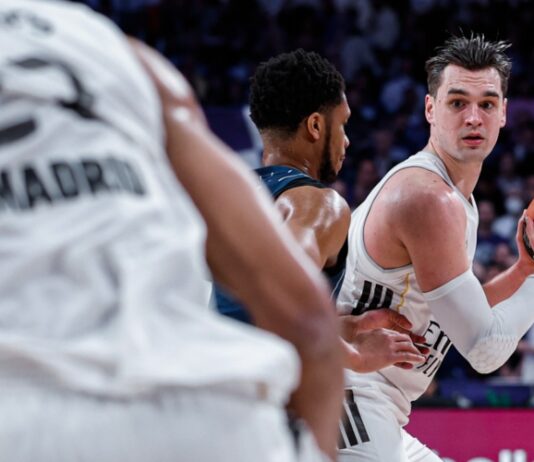 Серията на Реал у дома продължава: Ефес не устоя на натиска (видео)