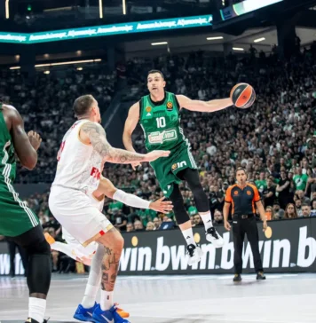 Панатинайкос без Слукас в плейофите на Евролигата