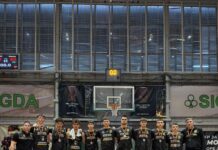 Миньор 2015 с благодарност към организацията на турнира за Купата на БФБ за юноши до 19 г.