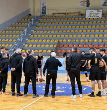 Пини Гершон и Людмил Хаджисотиров събират на лагер 14-годишни момчета от цяла България