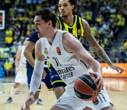 Реал Мадрид се бетонира за плейофите в Евролигата (видео)