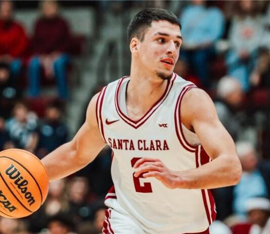 Александър Гавалюгов отново част от Санта Клара