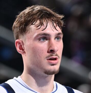 НБА отличи Купър Флаг като Новобранец на годината (видео)