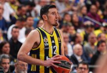 Нандо Де Коло слага на край на кариерата си в края на сезона (видео)