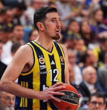 Нандо Де Коло слага на край на кариерата си в края на сезона (видео)