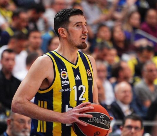 Нандо Де Коло слага на край на кариерата си в края на сезона (видео)