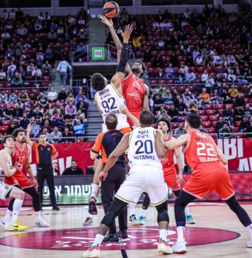 Апоел наказа грешките на Фенербахче в София (видео)