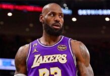 Исторически момент в НБА: Леброн Джеймс достигна 500 отнети топки в плейофите