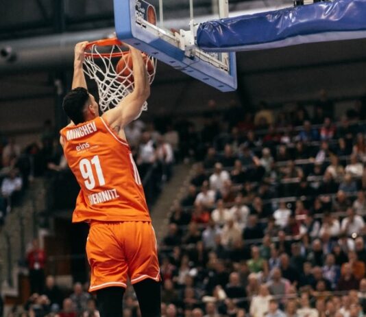 Минчев и Кемниц с грешна стъпка в Германия